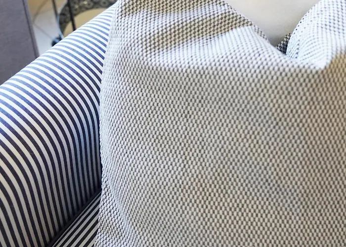 Апартаменти Aeri - At Nea Chora W. Parking Included *